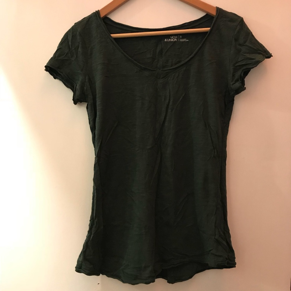 Nordstrom forest green scoop neck t-shirt
